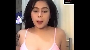 Pakita ng utong at pakita suso para makakuha sponsor - Pinay model (Rapsa.co is the best Filipino porn tube)